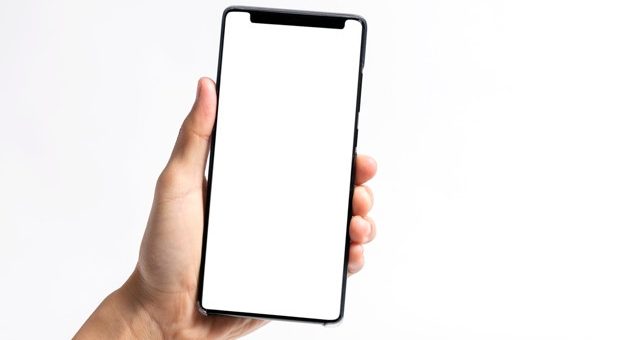 Huawei servis zaradi počenega stekla kamere